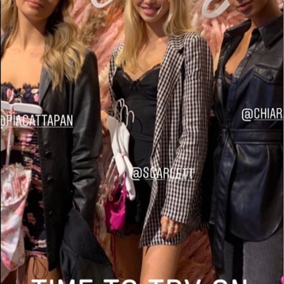 Lovers and friends Linen Blazer - Picture 4 of 9